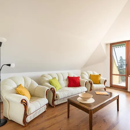 костадинов Várna