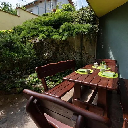 костадинов Gasthuis