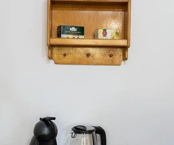 костадинов