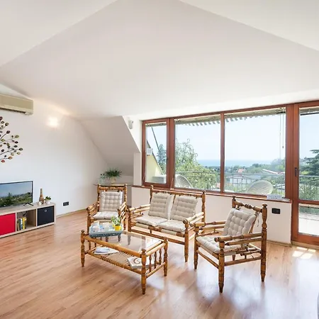 בית הארחה костадинов