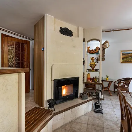 костадинов בית הארחה