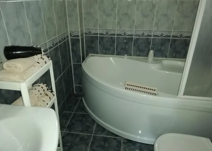 костадинов 招待所