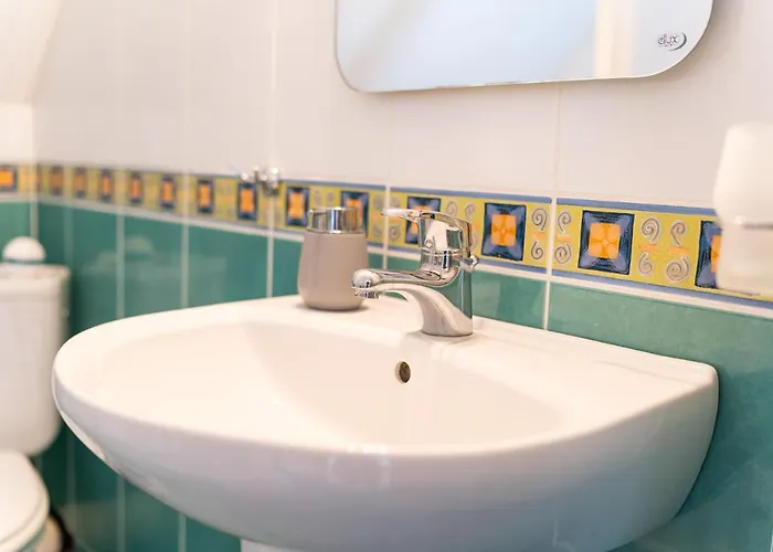 костадинов 瓦爾納