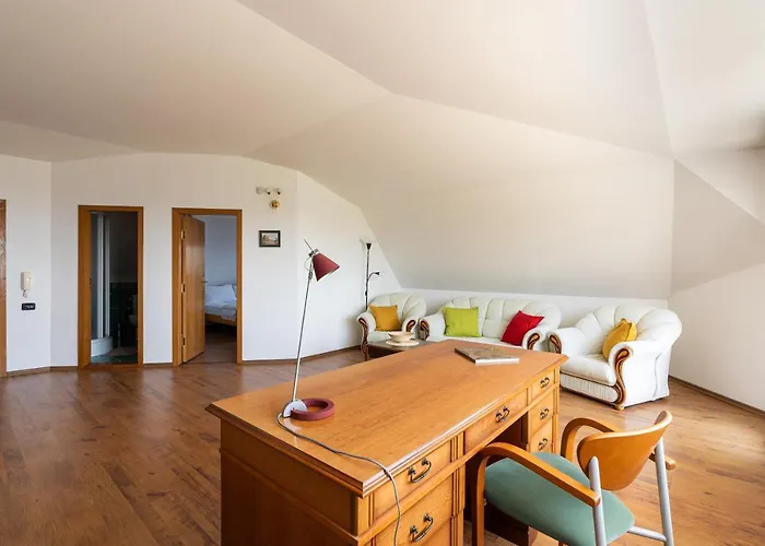 костадинов